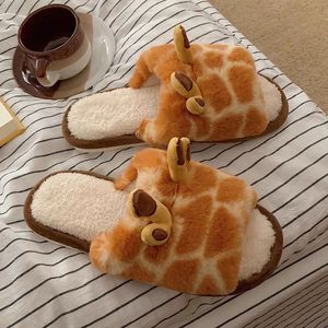 Pantoufles 2023 Mignon Dessin Animé Girafe Fourrure Moelleuse Maison Femmes Hiver Chaud En Peluche Diapositives Fourrure Tongs Intérieur Maison Chaussures En Gros 231118