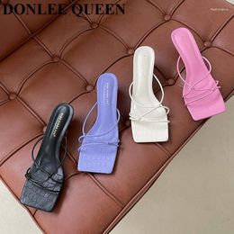 Zapatillas 2023 Fashion Brand Square Toe Women Sandal Sandal Slip en Slide Flip Flip Flip Flip Flip Estrecho Sandalias Mujer