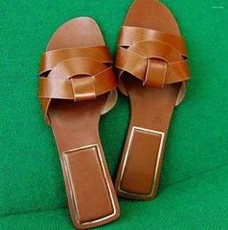 Zapatillas 2023, sandalias cruzadas de tacón bajo, zapatos de playa cómodos TRAF para exteriores de verano para mujer, sandalias sexis sin cordones para mujer