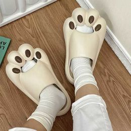 Slippers 2023 Zomer Creatieve Tiger Claw Foot Slippers Vrouw Gedekte niet -slip Wearresistente Tiger Paw Sandals draagbare huizen slippers Z0220