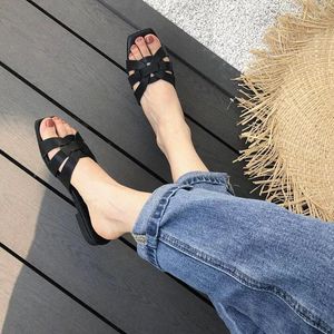 Slippers 2023 Dames Sandals schoenen voor dames zomerglaasjes open teen Flat Casual Beach Flip Flops Vrouw