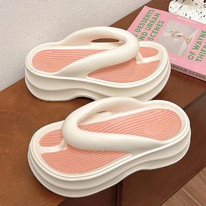 Slippers 2024 tongs Flip Femme Eva Outdoor Plateforme non glissée Simplicité Comfort Cloud Corée Chaussures de maison de plage coréenne chaude avec boîte