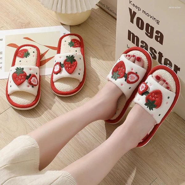 Slippers 2024 Lovely Strawberry Linen Spring and Automn Indoor Sweet Girl Heart Flat Breathable Iinen Femmes