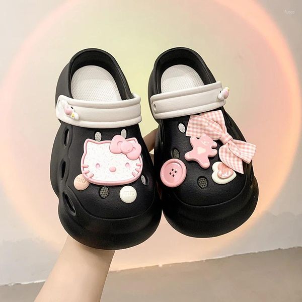 Slippers 2024 Pink Princess Shoes Girls Light poids doux Mary Jane Sandales Summer Kids Garden Butterfly Decoration femme