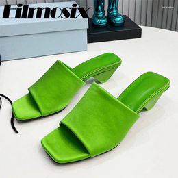 Slippers 2024 Runway Satin Triangle Heel Design Half Women Square Teen One Strap Casual Congise Outside Dia's