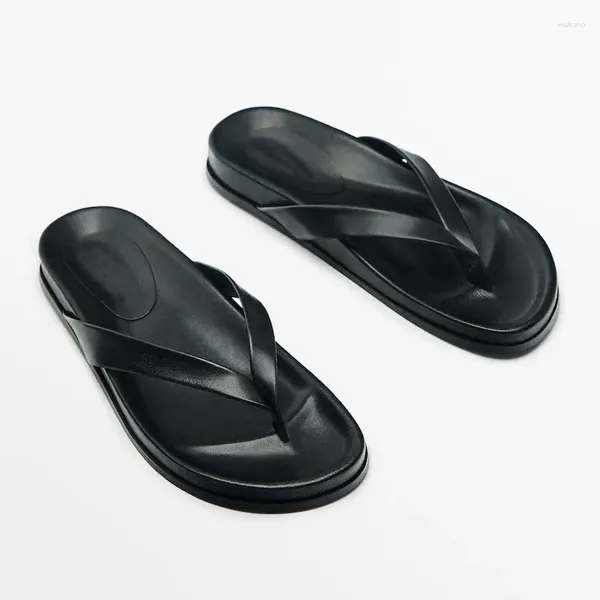 Zapatillas 2024 verano cuero genuino mujeres diapositivas negro resbalón en tanga dedo del pie casual playa plataforma plana chanclas