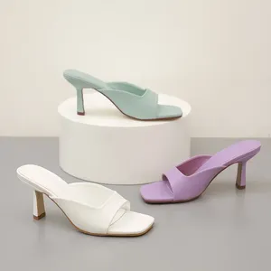 Slippers 2024 vrouwen zomer 8,5 cm hoge hakken blauw paarse glijbanen muilezels sandalen dame ontwerper peep teen dunne fetisj prom schoenen