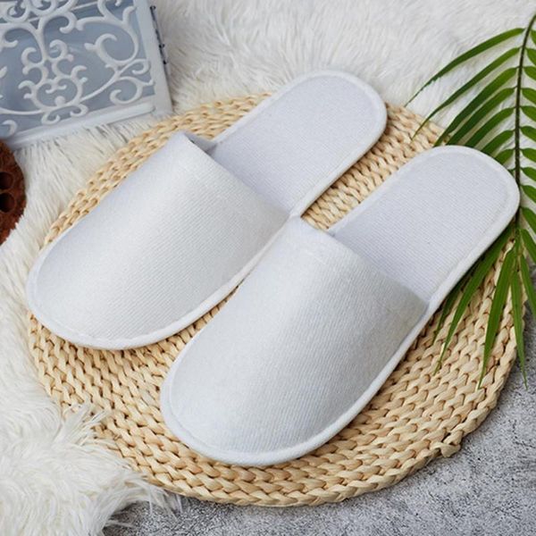 Zapatillas 5 pares desechables de viaje El Toalla blanca zapatos de spa con punta cerrada conjuntos de baño accesorios de baño de ducha