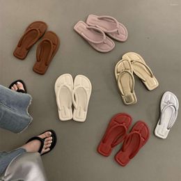 Pantoufles Bailamos Femmes Split Toe Summer Fashion Candy Couleur Flip Flop Slip sur dames en plein air Casual Sandal Beach Slides Mujer