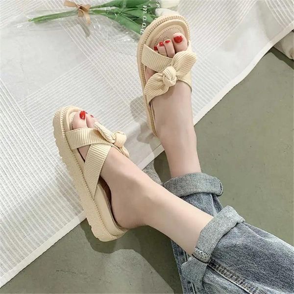 Slippers Bath Numéro 36 Sandales d'été de mer Femme Chaussures Sneakers Mule Sports Resort Top Sale Produits Tenni Tenisféminino