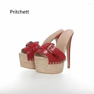 Slippers met riemgesp Stiletto-platform Metalen decoratieve sandalen Sexy mode-zomerschoenen Veelkleurig aangepast formaat Hoge hakken