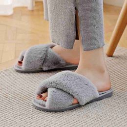 Pantoufles BEVERGREEN hiver femmes maison fausse fourrure chaud chaussures plates femme sans lacet maison fourrure dames diapositives grande taille en gros 230808 oo1