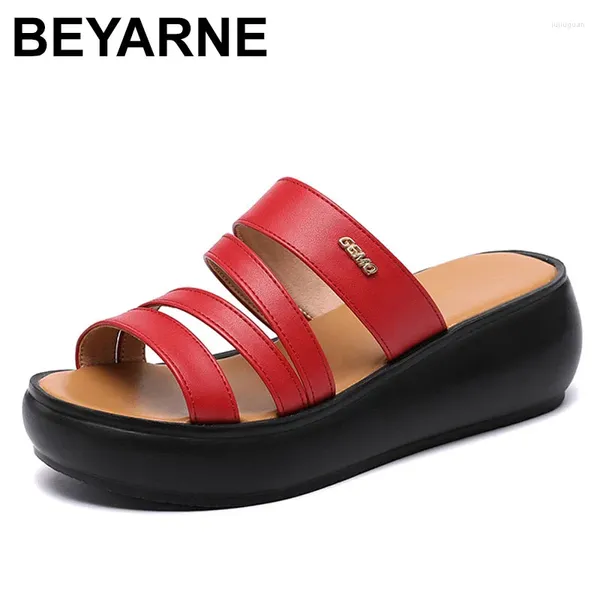 Slippers Beyarne Classic Red Women's Mid Talons Platforms Chaussures de plate-forme plus taille Coupteur Split Leather Casual Hadies coin