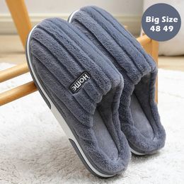 Pantoufles grande taille 48 49 hommes maison hiver chaud en peluche femmes chaussures à fourrure douce couples décontracté chambre semelle épaisse diapositives antidérapantes 231118