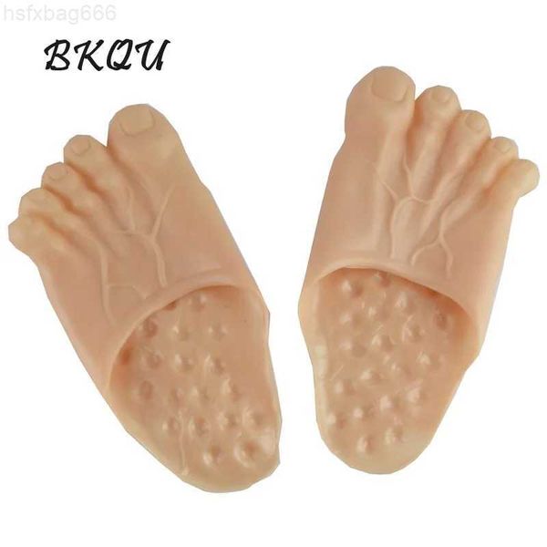 Slippers Bkqu Brand Toe Funny Toe Slippers Trick Simulation Pieds nus à cinq doigts Carnival Halloween Clown Chaussures 240506