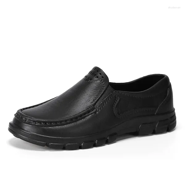 Zapatillas Zapatos de hombre negros Otoño Impermeable A prueba de aceite y antideslizante Cuero pequeño Trabajo de cocina Cocinero Conducción de ocio
