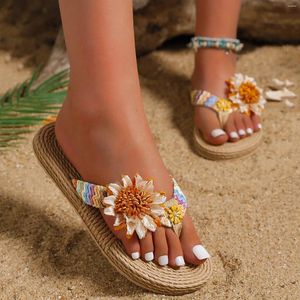 Zapatillas Boho Women Flip Fash Fashion Summer Summer Outking Flower Pease Woven Flet para toboganes de playa de estilo bohemio Sandalias