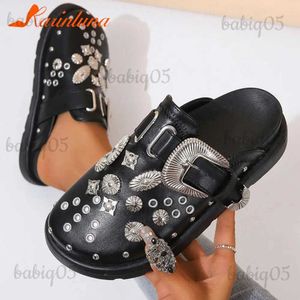 Pantoufles Style britannique décor en métal sandales pour femmes 2023 été offre spéciale talons épais noir pantoufle Punk cuir diapositives confort marche T231121