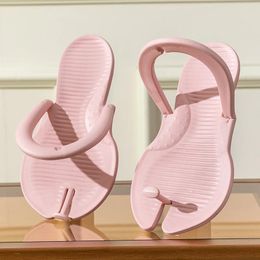 Pantoufles Couleur Bonbon Femmes Été 2023 Pliage Mode Tongs Personnalité Couple Confortable Appartements Maison