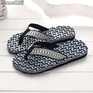 Pantoufles Casual Hommes Tongs 2023 Sandales de plage d'été Diapositives plates antidérapantes pour chaussures de maison intérieure Mâle Slipper019 H240322