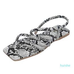 Slippers CFXXY147 Vrouwelijke schoenen Gepersonaliseerde Snake Skin Flat Sandal S Fashion Wear Sexy Beach 220525