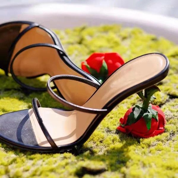 Slippers Charming Red Rose Rose High Talon Femmes Summer Toe ouverte Bouettes minces Chaussures Slingback Party Strange Flower Heels Sandales