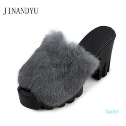 Slippers Comfort warme pluizige vrouw winterschoenen platforms sexy hoge hakken vrouwen sneakers mode harige