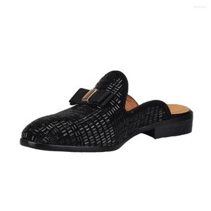 Zapatillas frescas tiro slips sin espalda negros gamuza de gamuza media mocas de cuero zapatos de vestido para hombres de cuero