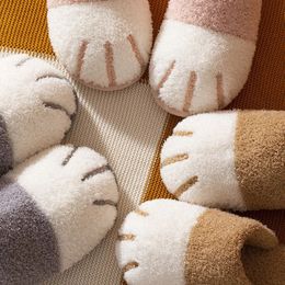 Chinelos de algodão chinelos femininos outono e inverno gato garra dos desenhos animados adorável casal chinelos interior engrossado quente chinelos de pelúcia 231130