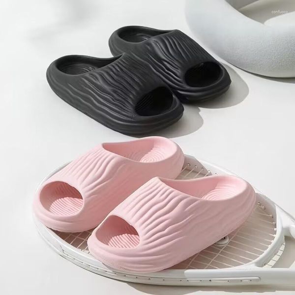 Pantoufles Couple EVA décontractées pour femmes, chaussures d'été antidérapantes pour salle de bain, sandales à bouche de poisson à la mode pour femmes