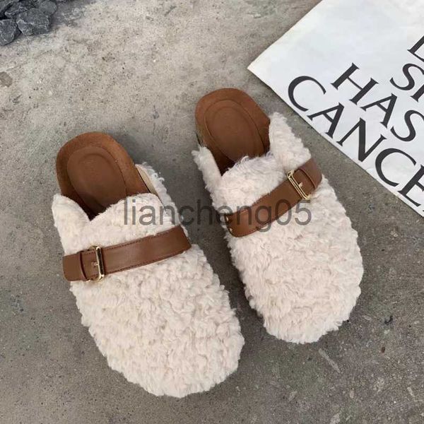 Pantoufles Pantoufles de fourrure de laine bouclée Femmes Chaussures d'hiver Dames Toison Sandalias Chaud Peluche Diapositives Ceinture Boucle Fluffy Mules Femme Pantuflas X0905