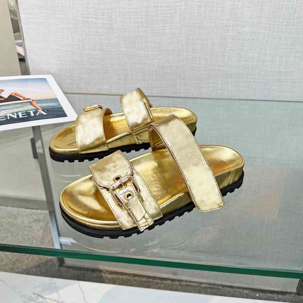 Zapatillas Diseñador Bom Dia Mulas planas Hombres Deslizadores Marrón Oro Plata Hebilla Cuero real Estampado clásico Sandalias de verano