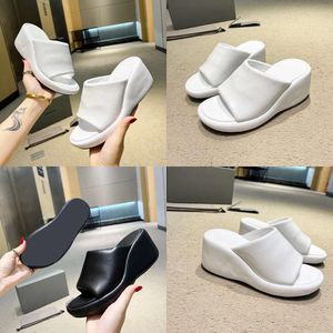 Slippers Designer Colorful Womens Platform Fashion Mid Heel High 7cm Box Sandals 2023 Qualité d'origine