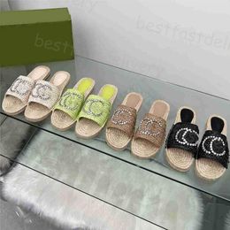 Slippers Designer Slippers Platform Hakken Gevlochten slip op Sandalen Slide Classic Kaki Black Mule Flip Flops Beach Shoe