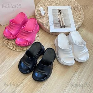 Slippers Designer Slippers Dames Heren Slide Foam Runners Ins Marshmallow Slippers Sandalen Strand Casual Sport Sandalen Slides Waterdichte Slippers T230621