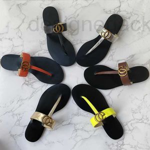 Slippers Designer Dames Luxe Thong Leather Fashion Grapes Men Thin Black Flop Flops Shoe Ladie Beige schoenen Sandalen Flippers Wit roze oranje goud 36-45 VV1X