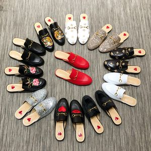 Slippers Designer Vrouwen Zomer Princetown Kant Fluwelen Slippers Muilezels Loafers Echt Leer Flats Met Gesp Bijen Slang Patroon Met Doos