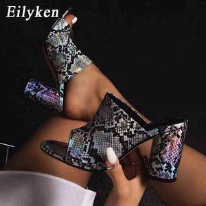 Zapatillas Eilyken Nuevo Verano Mujer Peep Toe Estampado de serpiente Cuero Mujer Tacones altos redondos Zapatos sexy Tamaño 35 41220308