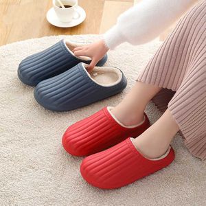 Slippers EVA Waterdichte Indoor Slippers Vrouwen Mannen Winter Platform Schoenen Warme Pluche Keuken Werkende Slippers Vrouwelijke Mannelijke Home Floor Slides L230717