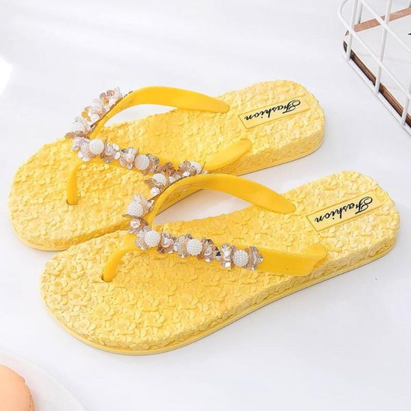 Zapatillas Moda Lentejuelas con cuentas Mujeres Zapatos de verano antideslizantes Masaje al aire libre Chanclas de playa planas Sandalias femeninas KS390