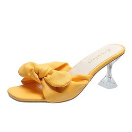Zapatillas Moda Sandalias de arco Verano Mujer 2024Trend Zapatos de diapositivas elegantes para mujeres Calzado Chinelos Tacones claros Diapositivas femeninas H240328EWHU