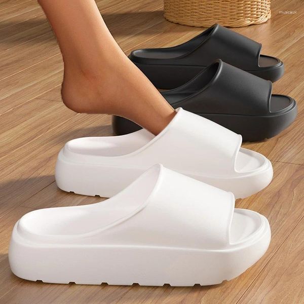 Slippers Fashion Brief Couleur massive Chaussures de la maison des femmes d'été
