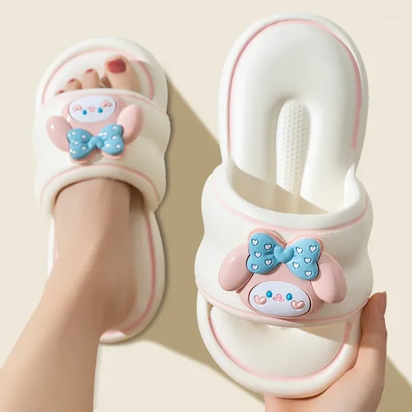 Slippers Fashion Summer Cartoon Cartoon Dames 'Home Shoes Cyzy Tlides Lithe Sandales Soft Seabeach pour femmes pour femmes