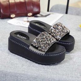 Slippers Fashion Wedges String Bead Glaasjes Wedge vrouwen Slipper Zomer Hoog platform Kudde Crystal Modis Creeper Woman Super Heels H240423