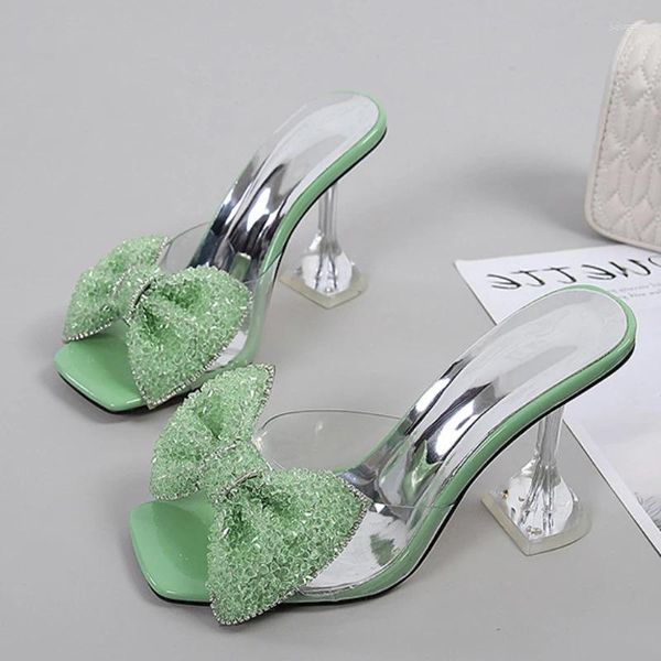 Zapatillas de moda para mujer 2024 Zapatos de punta cuadrada pegamento de vidrio transparente diamante de una palabra arrastrar tacones altos finos Zapatos