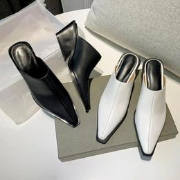 Zapatillas Zapatos femeninos Mules para mujer 2024 Mocasines de punta cuadrada Diapositivas de lujo para mujer Tacones de cuña bajos Diseñador