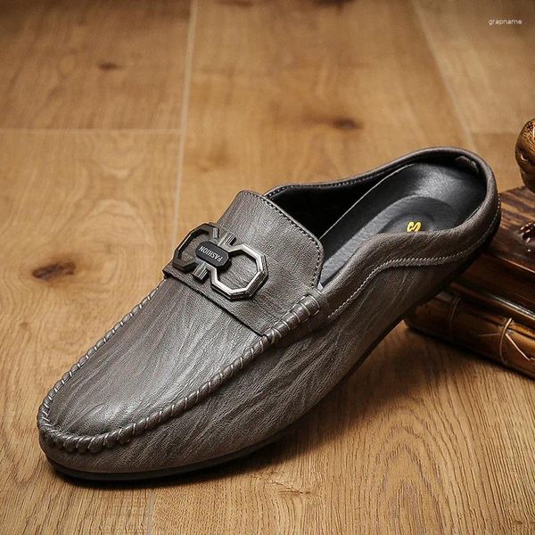 Slippers à plat pour hommes mâles décontractés mâles de style britannique Chaussures pour hommes coudre la mode pantoufle à l'extérieur de couleur solide peu profonde Pétuflas