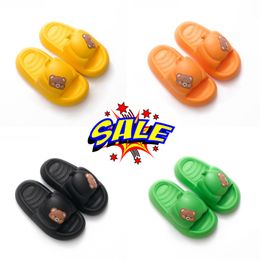 Slippers Platte Scuff Dames Zwarte Heren Sandalen Zwembad Kussen Muilezels Gewatteerde band aan de voorkant Modieus Gemakkelijk te dragen Stijl S 75