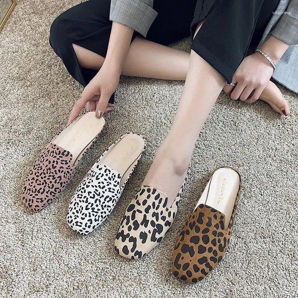 Zapatillas zapatos planos cubierta femenina punta mujer verano pantofle lujo diapositivas 2023 leopardo diseñador tela goma básica PU Roma Leopa