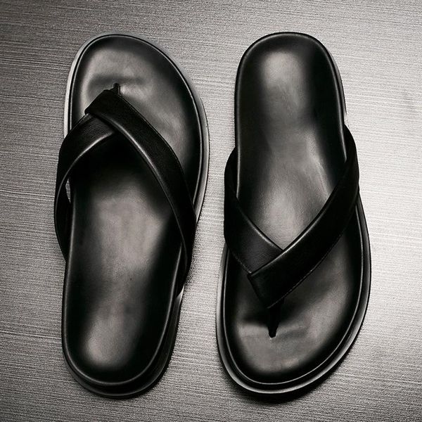 Pantoufles tongs d'été en cuir pour hommes, tendance, antidérapantes, chaussures de plage décontractées à clipser, sandales à la mode